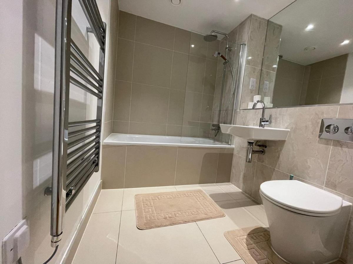 Apartamento Lovely 2 Bedroom Londres